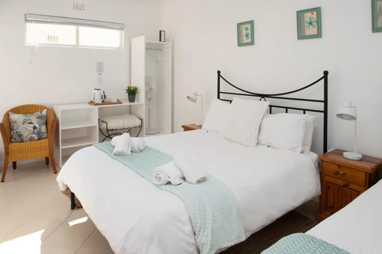 Bed & Breakfast Boulders Beach Hotel, Cafe And Curio Shop Simon's Town