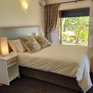  Apartment Froggy Farm Self Catering