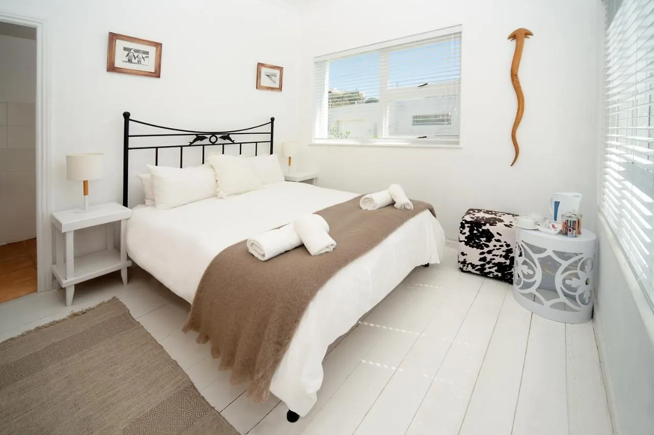 Bed & Breakfast Boulders Beach Hotel, Cafe And Curio Shop Simon's Town