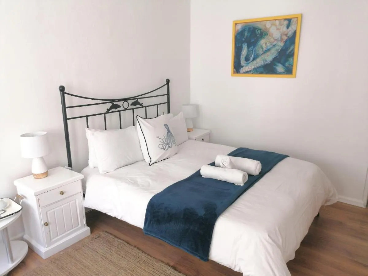 Boulders Beach Hotel, Cafe And Curio Shop Simon's Town Bed & Breakfast